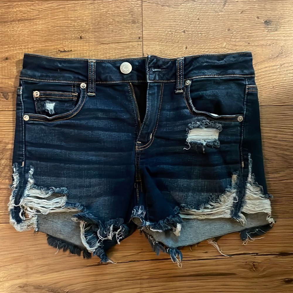 EUC American Eagle stretch midi shorts, size 8